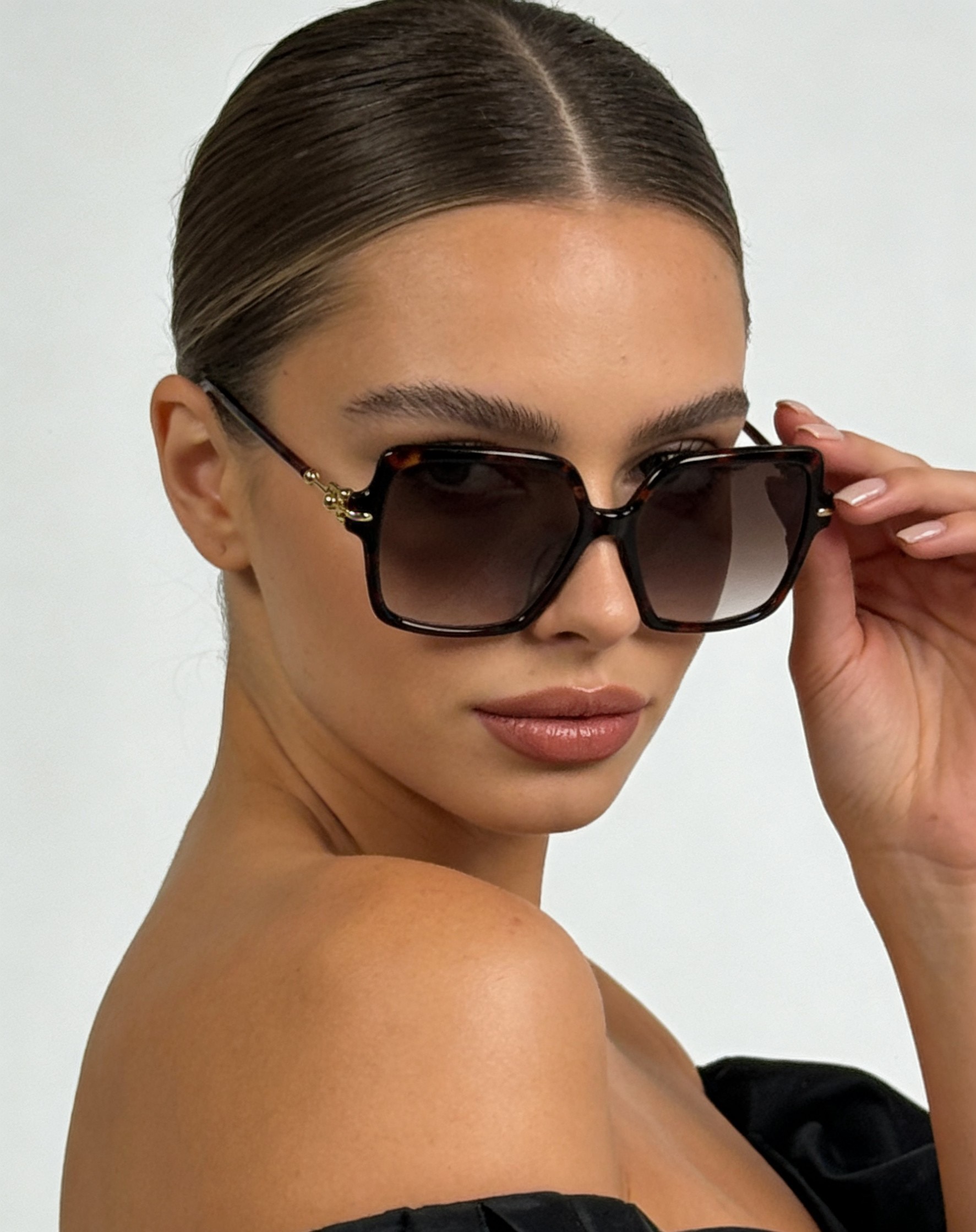 TIFFANY&Co.✨✨✨MODEL：TF4260U✨✨✨ SIZE：57口16-140✨✨✨