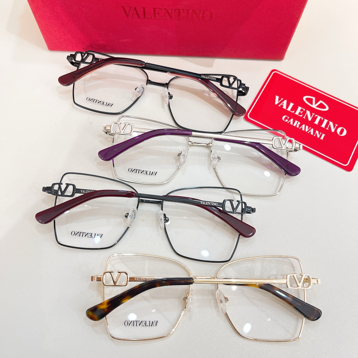 VALENTINO✨✨✨MODEL：JC2008✨✨✨SIZE：52口17✨ ✨