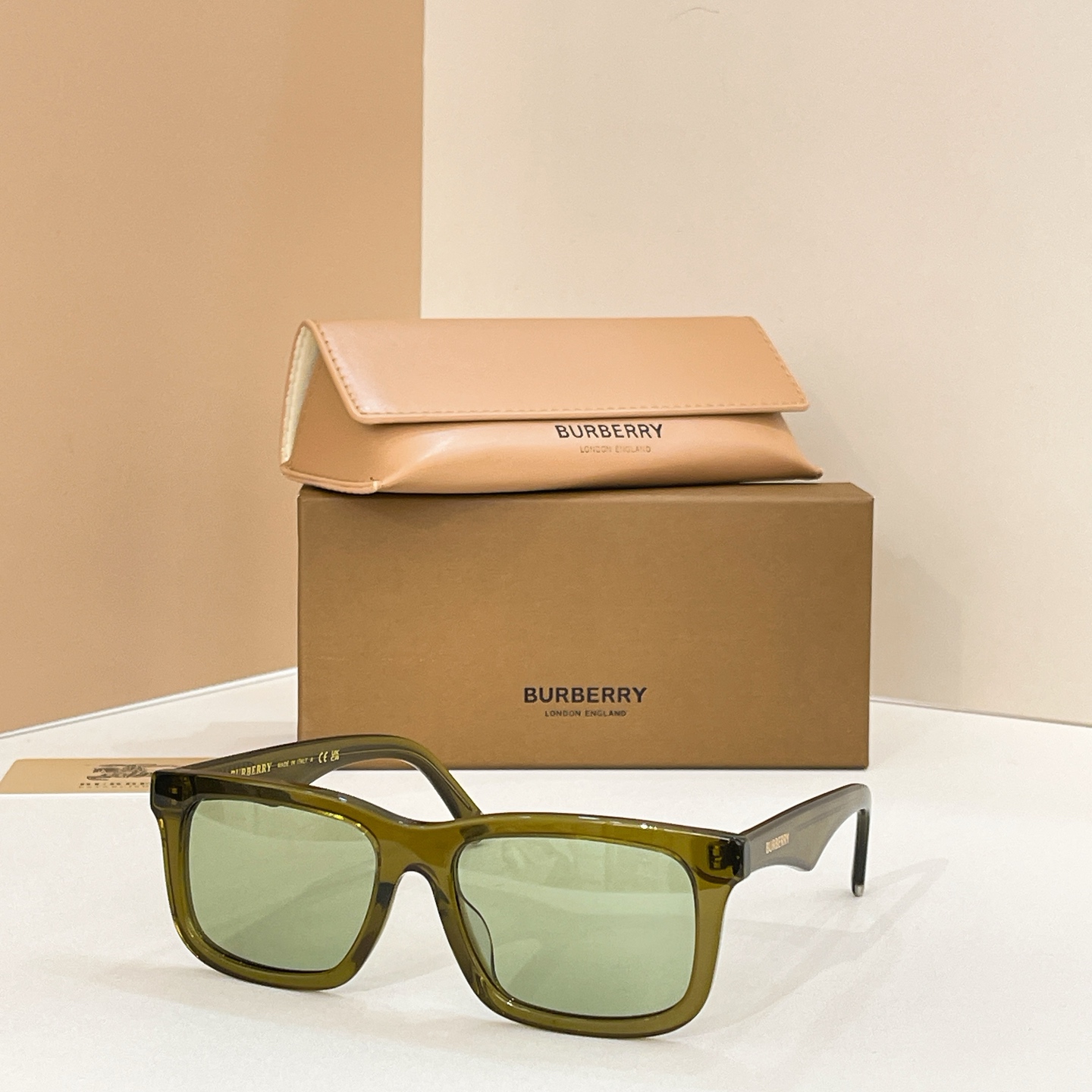 BURBERR*⭐️⭐️⭐️MODEL：B 5887 ⭐️⭐️⭐️SIZE：56口18-145⭐️⭐️⭐