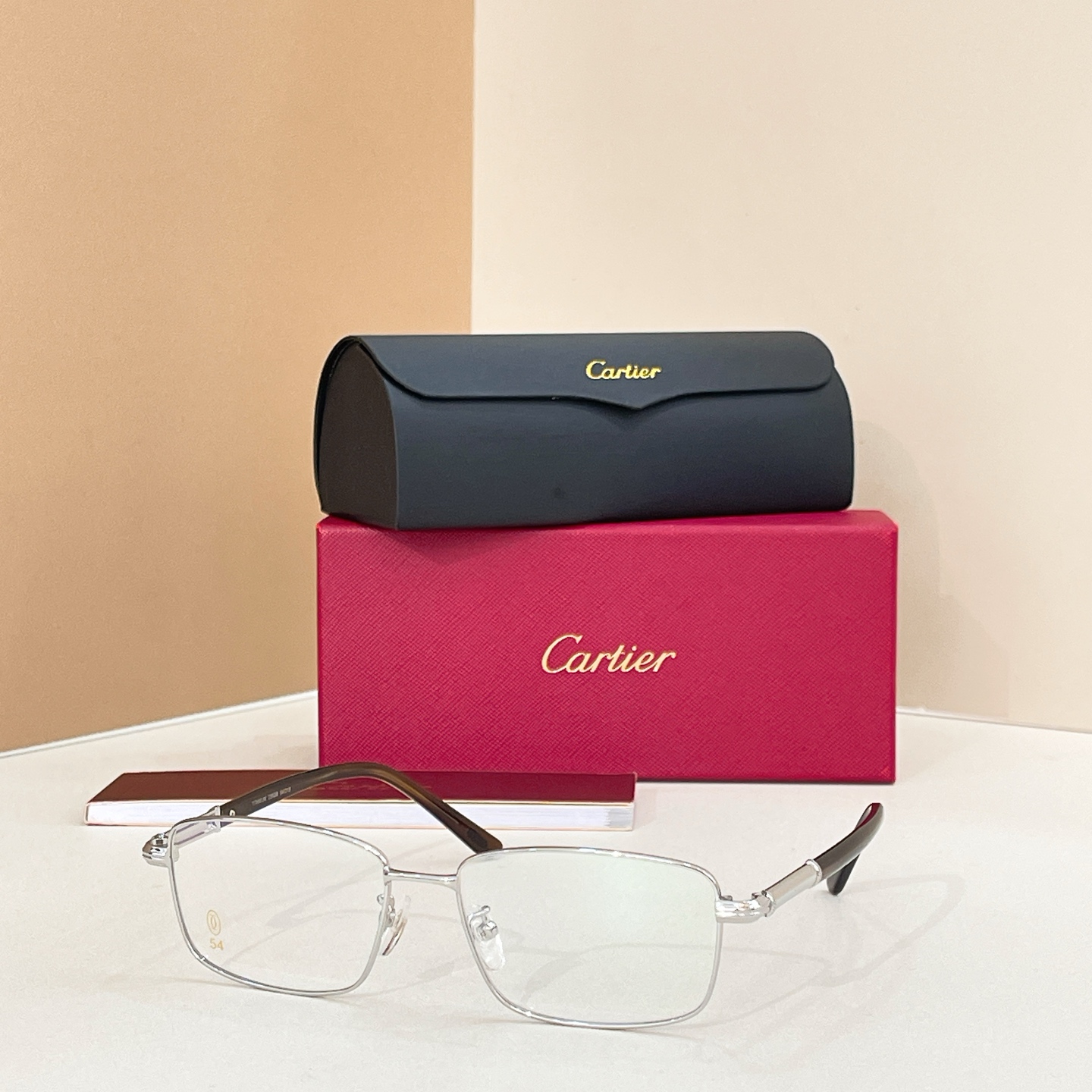Cartie*✨✨✨MODEL： ✨✨✨SIZE: 54口18 ✨✨✨