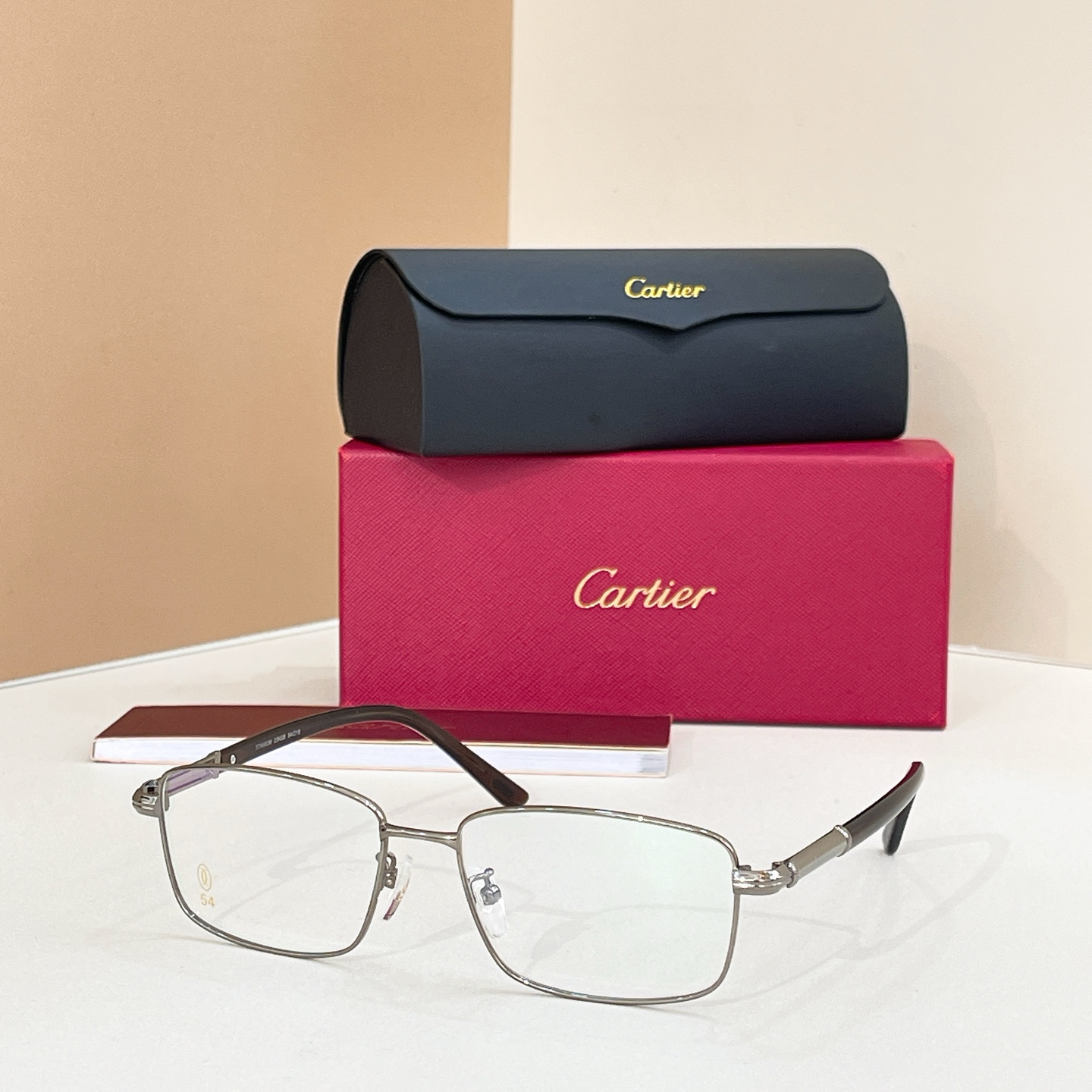 Cartie*✨✨✨MODEL： ✨✨✨SIZE: 54口18 ✨✨✨