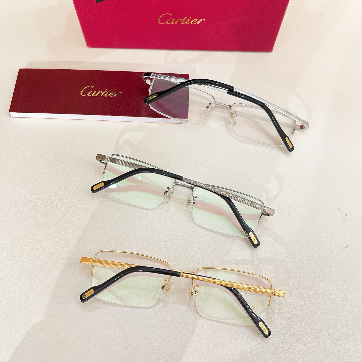 Cartie*✨✨✨MODEL： ✨✨✨SIZE: 55口17 ✨✨✨