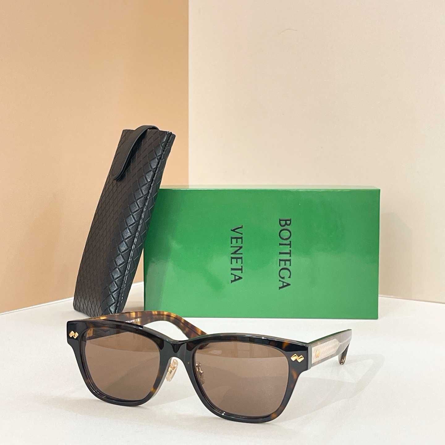 BOTTEGA VENET*🌟🌟🌟MODEL：BV1402SK 🌟🌟🌟SIZE：55口19-145🌟🌟🌟