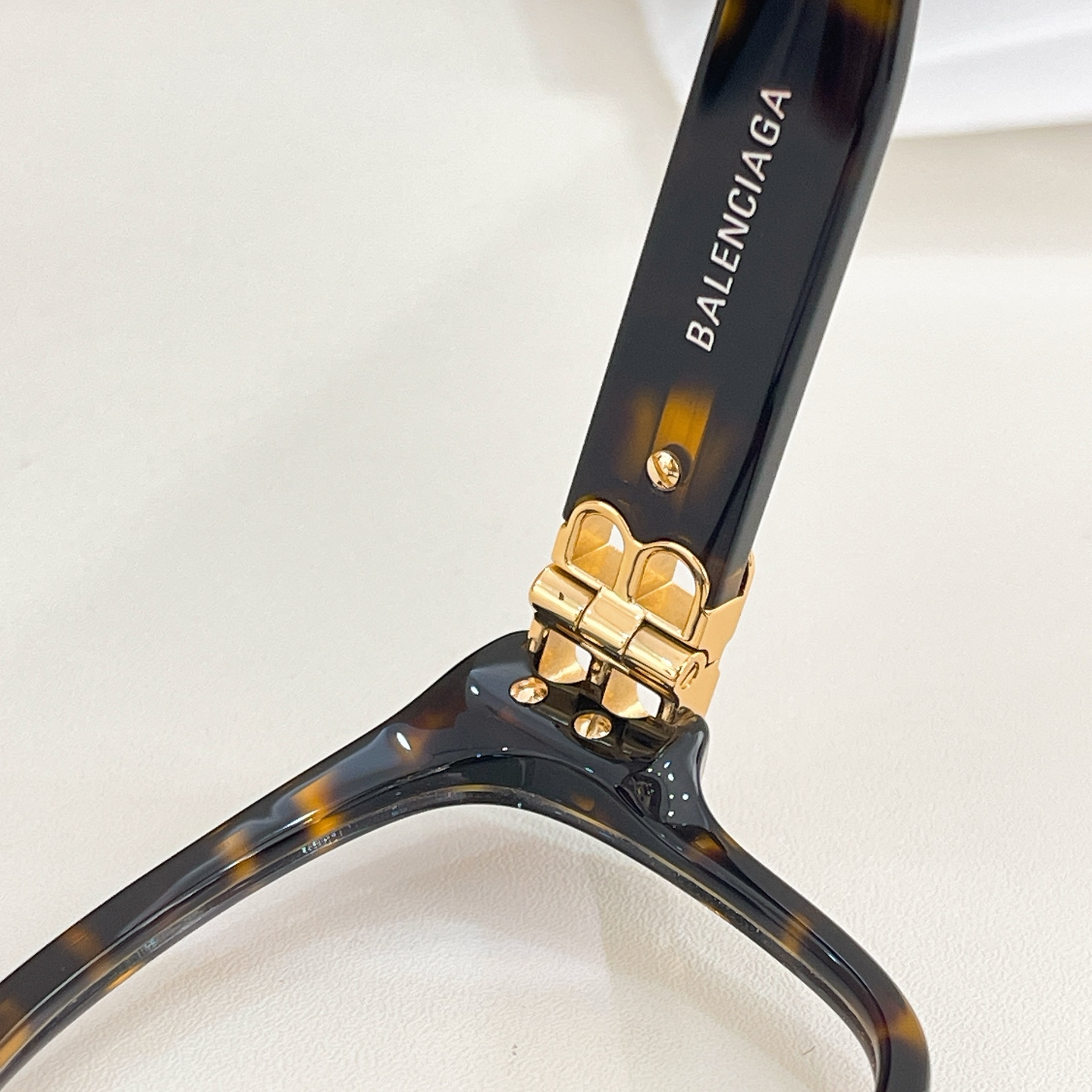 BALENCIAG*巴黎*世家⚜️⚜️⚜️MODEL：BB0104O⚜️⚜️⚜️SIZE：56口14-1