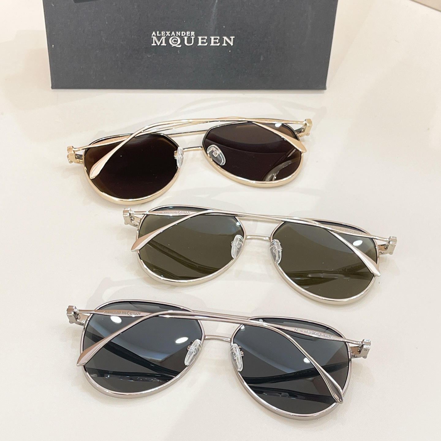 Alexander McQUEEN✨✨✨MODEL：AM0373S✨✨✨ SIZE：59口15-145✨