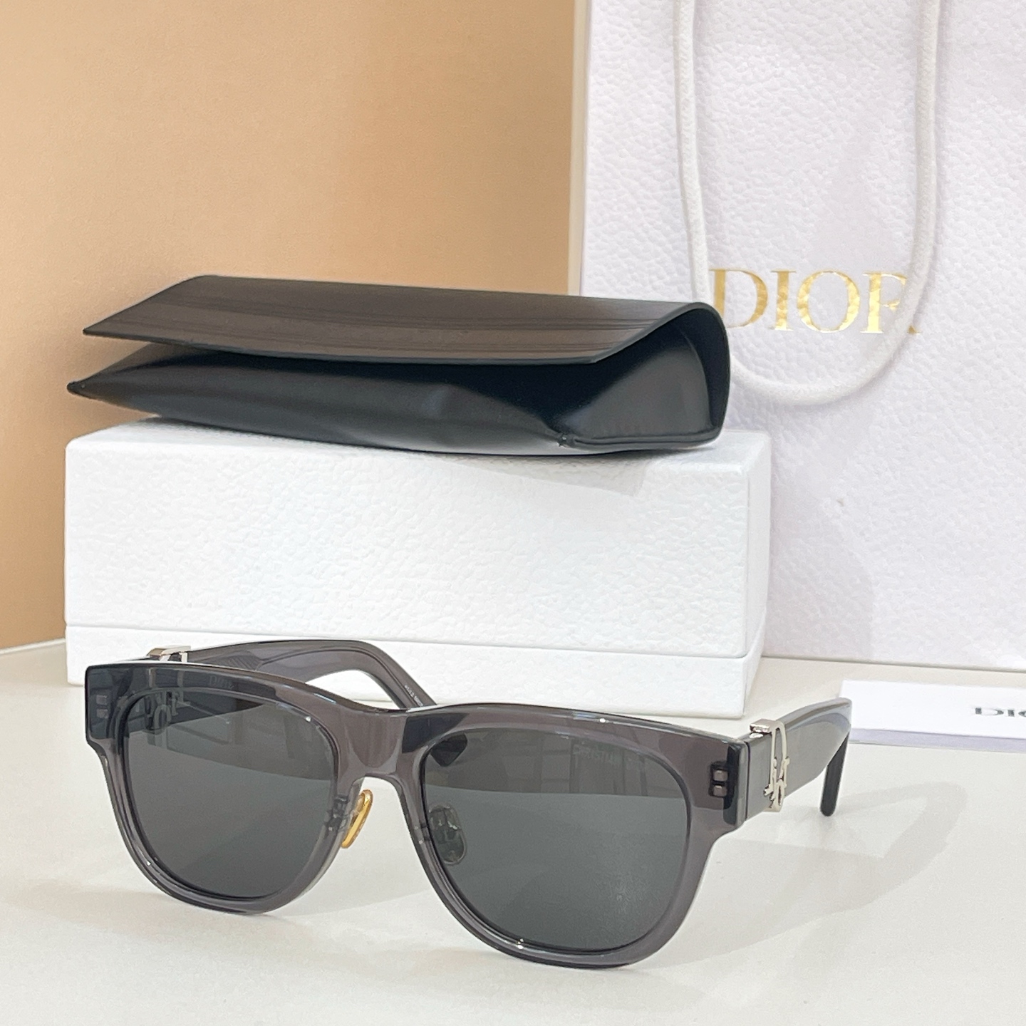 DIO*🌟🌟🌟MODEL：DiorObligue S4F 🌟🌟🌟SIZE：56口18-145🌟🌟🌟