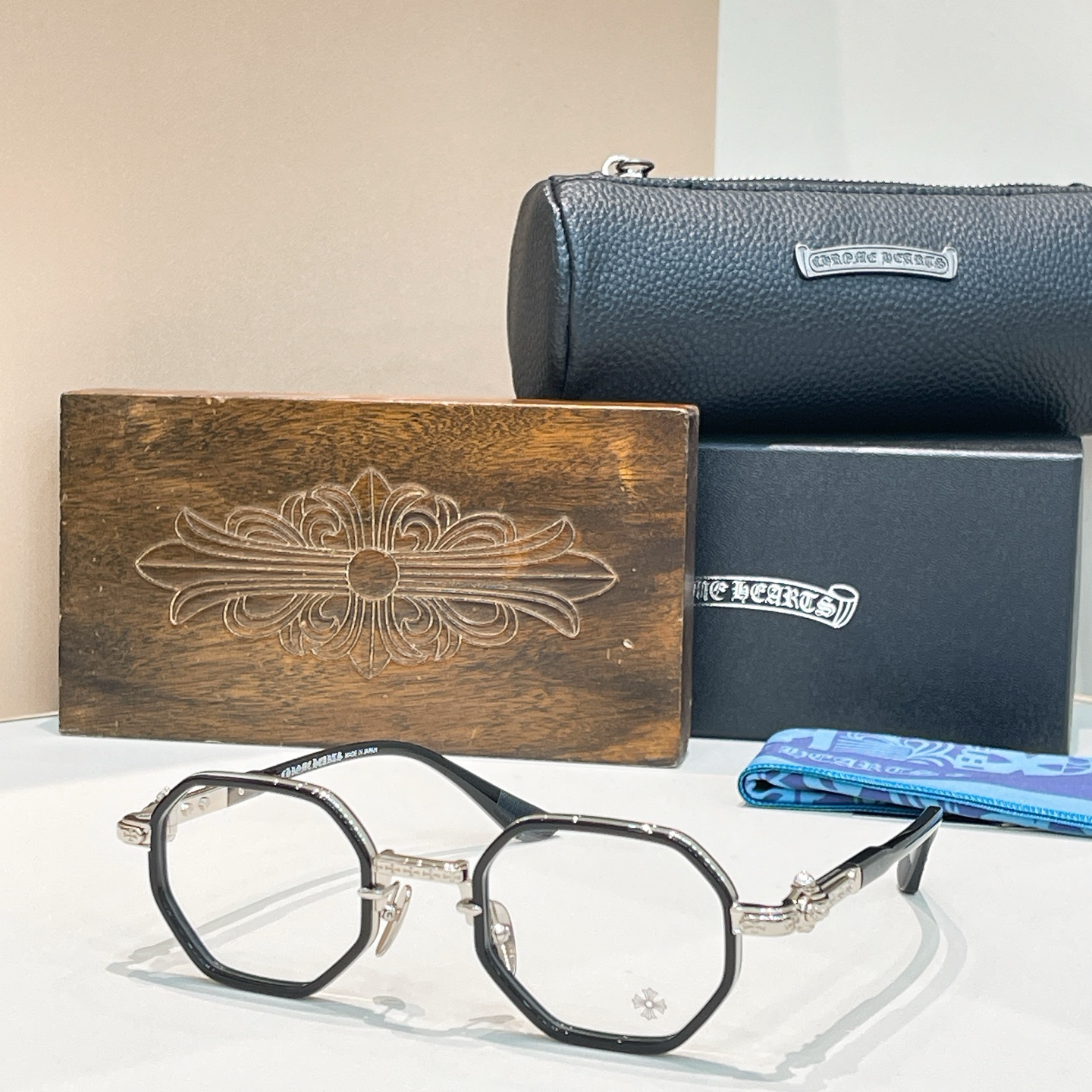 CHROME HEART*⚜️⚜️⚜️MODEL: TATTERS⚜️⚜️⚜️SIZE: 48口24-1