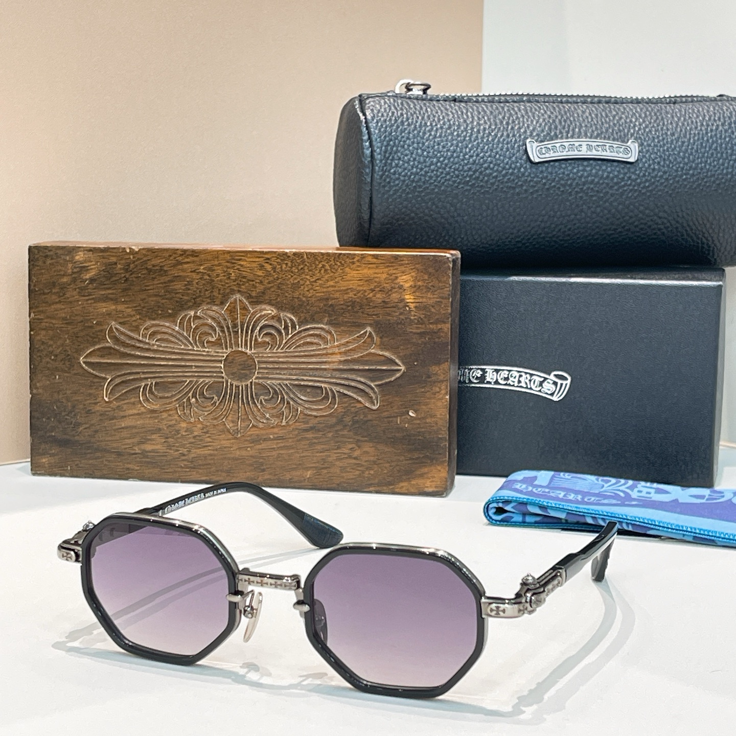 CHROME HEART*⚜️⚜️⚜️MODEL: TATTERS⚜️⚜️⚜️SIZE: 48口24-1