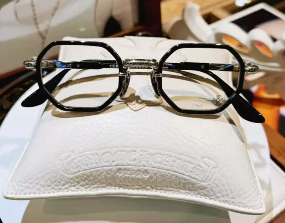 CHROME HEART*⚜️⚜️⚜️MODEL: TATTERS⚜️⚜️⚜️SIZE: 48口24-1