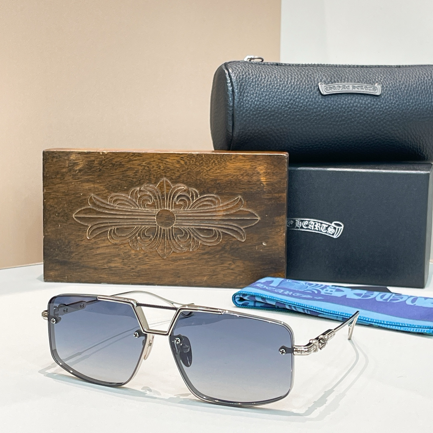 CHROME HEART*⚜️⚜️⚜️MODEL: LOVEROD⚜️⚜️⚜️SIZE: 60口13-1