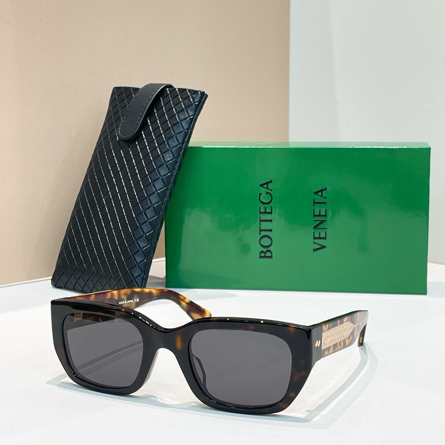 BOTTEGA VENET*🌟🌟🌟MODEL：BV1400S🌟🌟🌟SIZE：51口22-140🌟🌟🌟