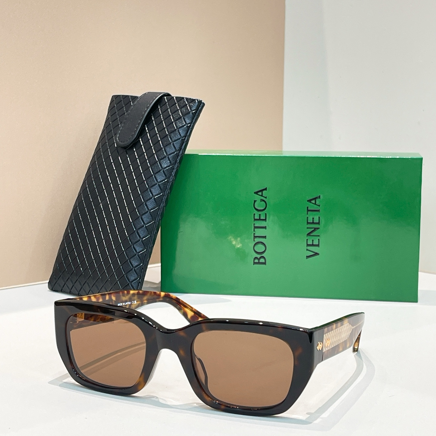 BOTTEGA VENET*🌟🌟🌟MODEL：BV1400S🌟🌟🌟SIZE：51口22-140🌟🌟🌟