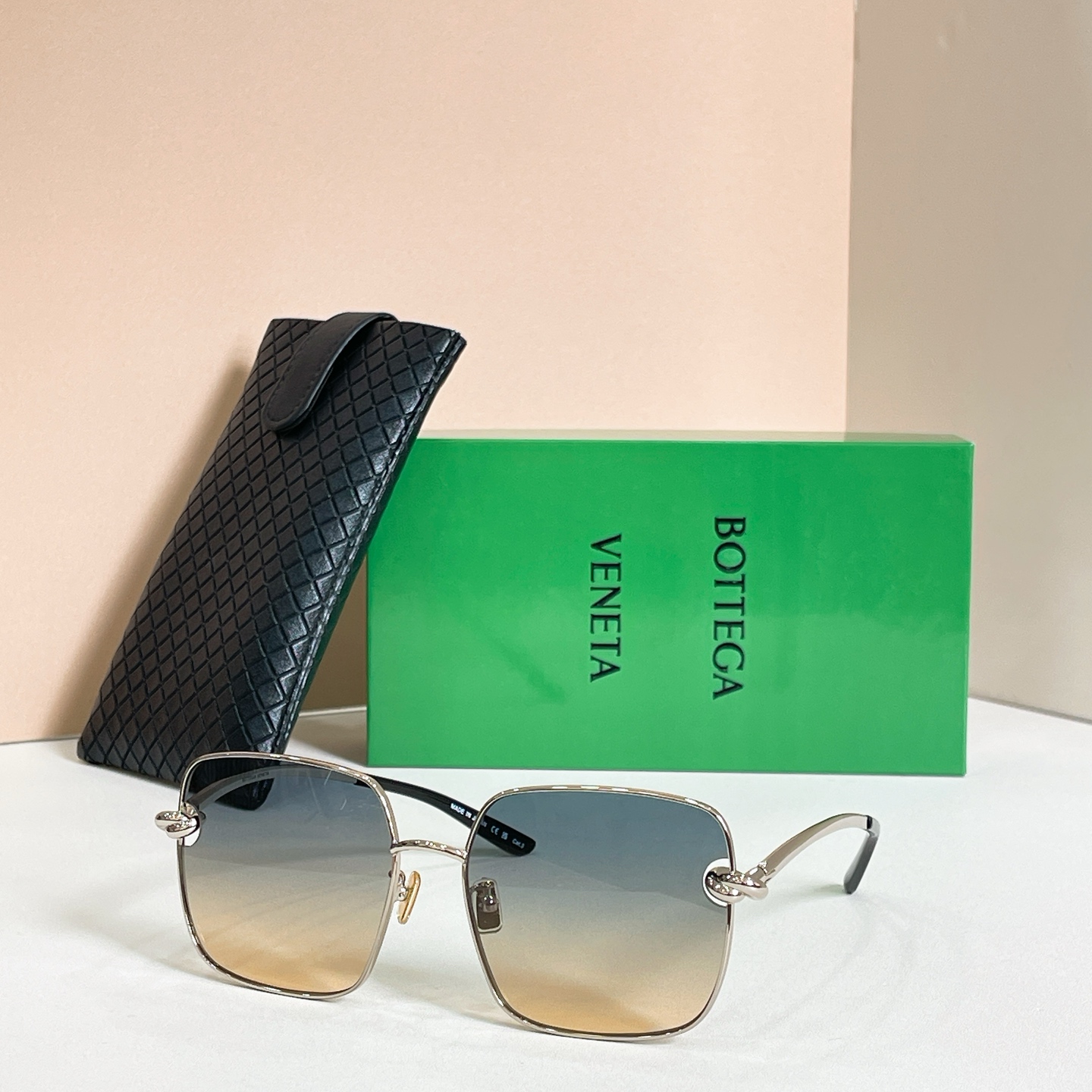 ￼ BOTTEGA VENET*🌟🌟🌟MODEL：BV40074U🌟🌟🌟SIZE：58口18-142🌟🌟