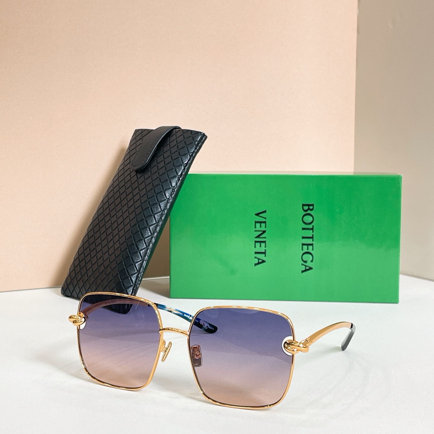 ￼ BOTTEGA VENET*🌟🌟🌟MODEL：BV40074U🌟🌟🌟SIZE：58口18-142🌟🌟