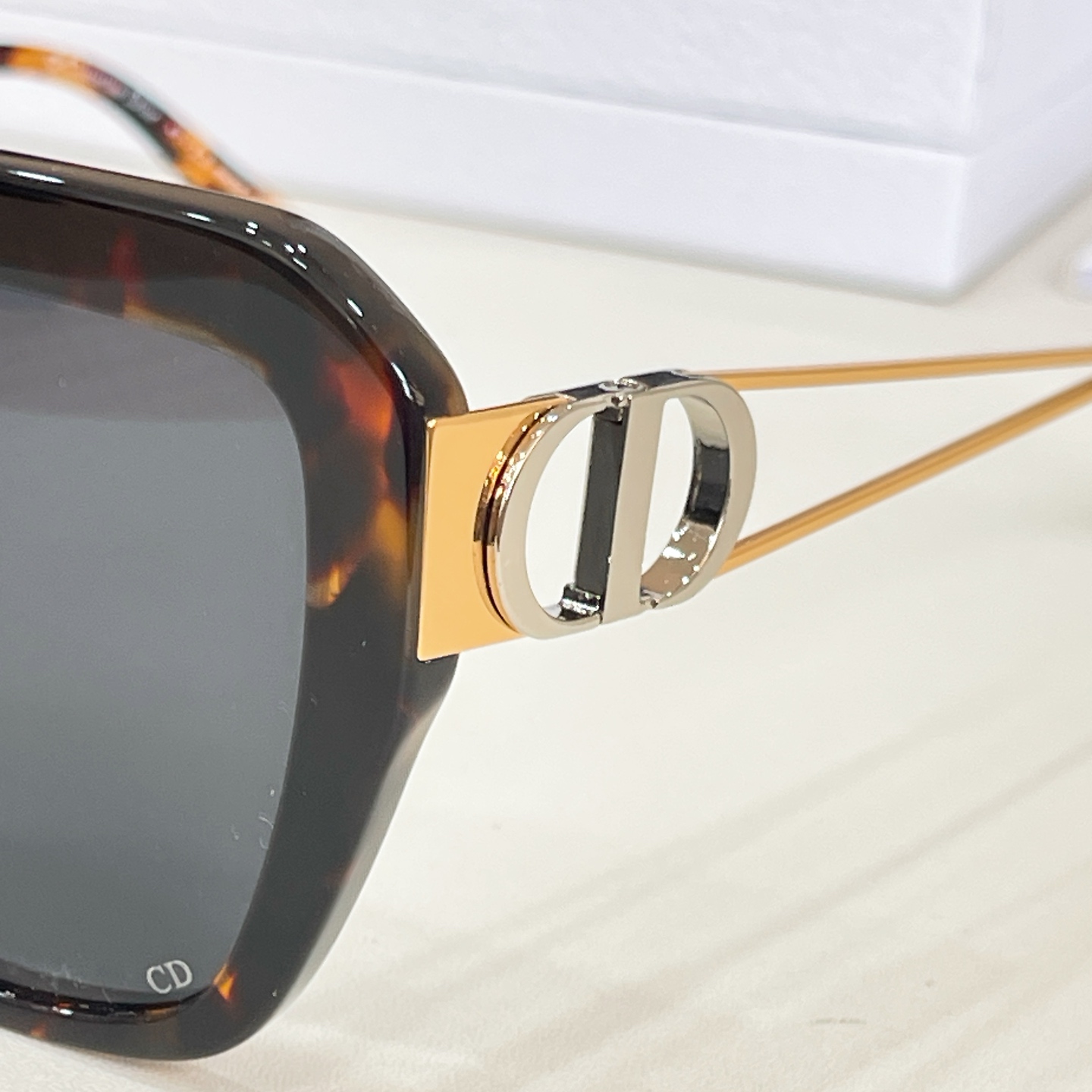 DIO*✨✨✨MODEL: 30Montaigne B7I✨✨✨SIZE：55口19-140✨✨✨