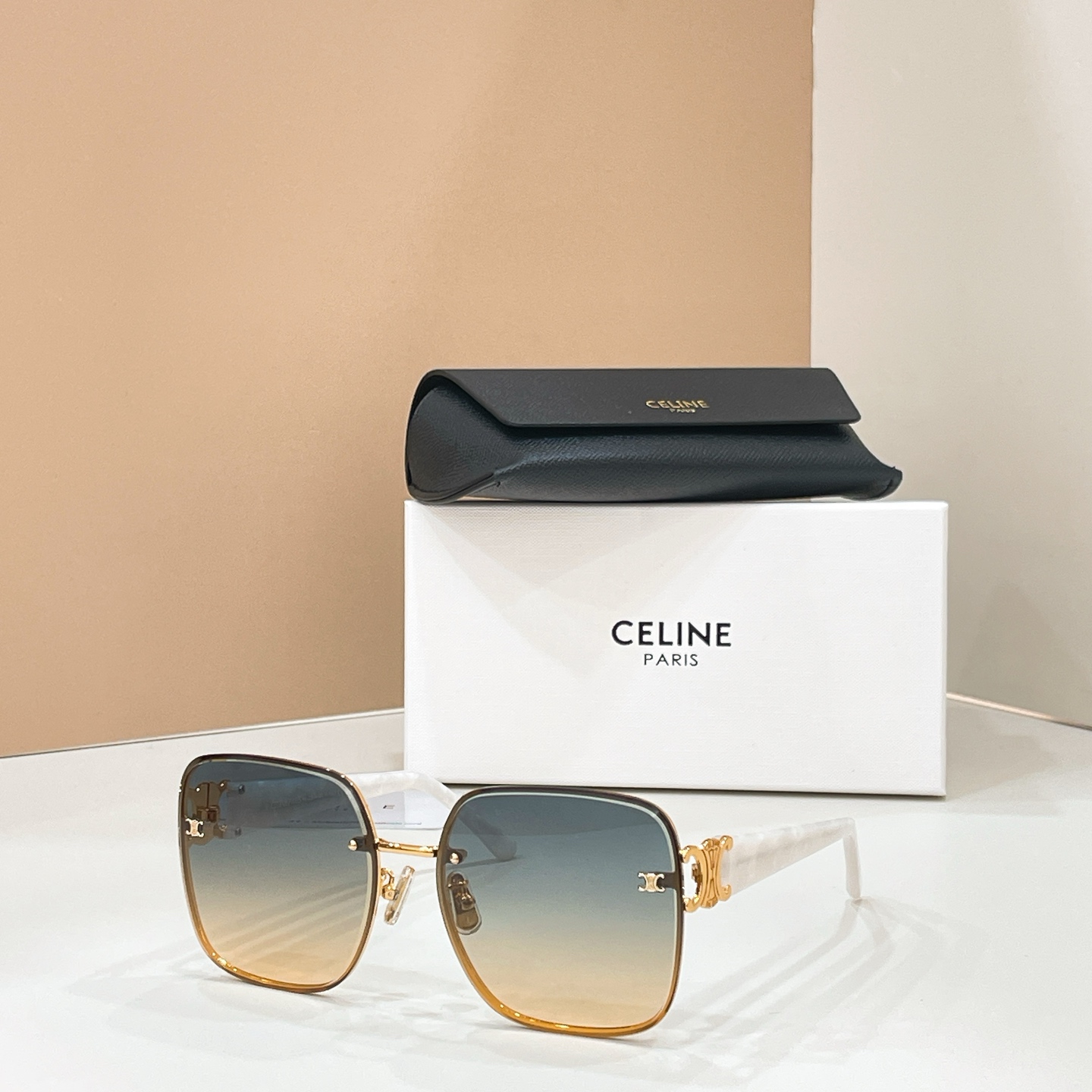 Celine CELIN* MODEL: CL40252U SIZE:61口17-145