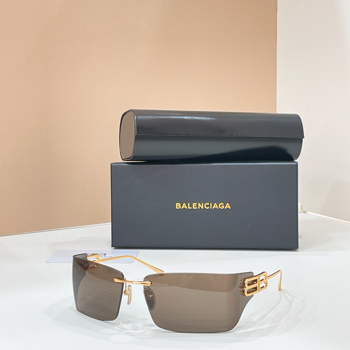 ￼ BALENCIAG*巴黎*世家⚜️⚜️⚜️MODEL：BB0485SA⚜️⚜️⚜️SIZE：76口1