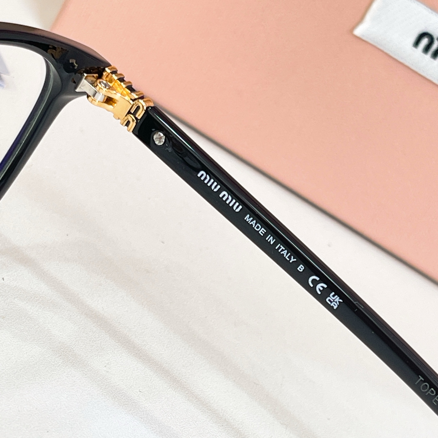 MIU M*🎀🎀🎀MODEL: VMU 09W🎀🎀🎀SIZE：54口16-140🎀🎀🎀