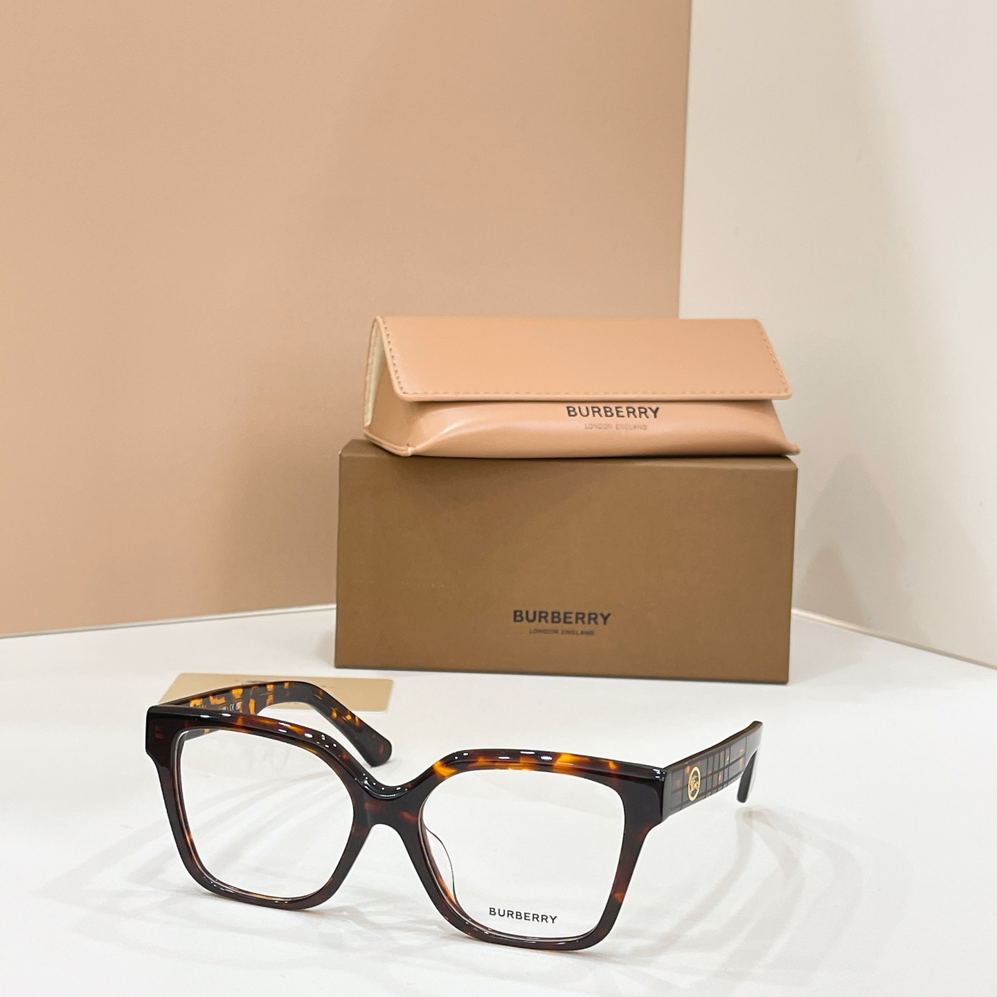 BURBERR*⭐️⭐️⭐️MODEL：BE 2443⭐️⭐️⭐️SIZE：55口15-145⭐️⭐️⭐