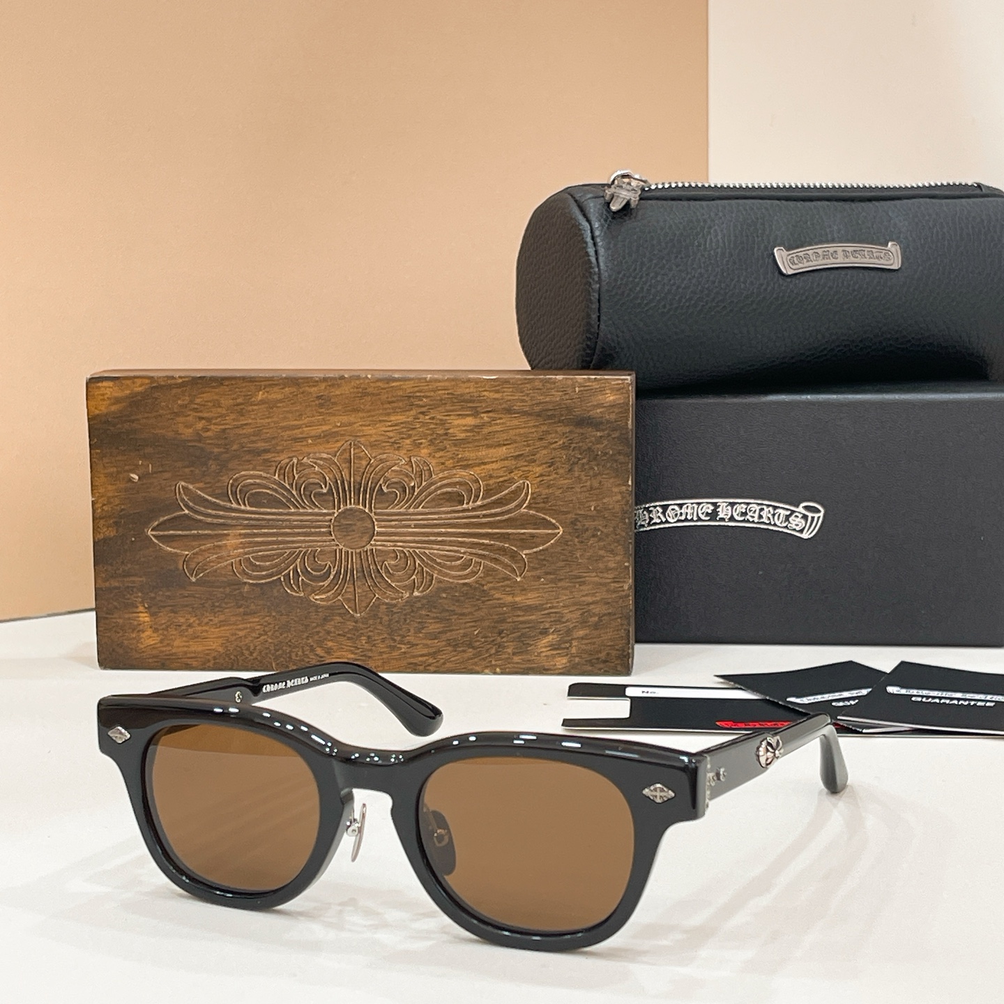 Chrome Heart*⚜️⚜️⚜️MODEL:JENNA TAIL YEA⚜️⚜️⚜️SIZE：48