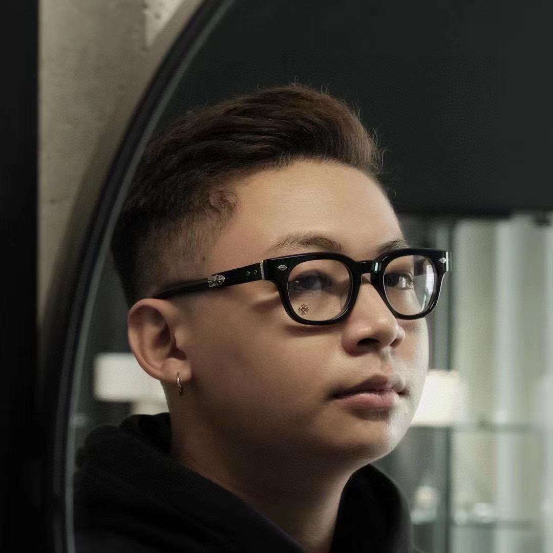 Chrome Heart*⚜️⚜️⚜️MODEL:JENNA TAIL YEA⚜️⚜️⚜️SIZE：48