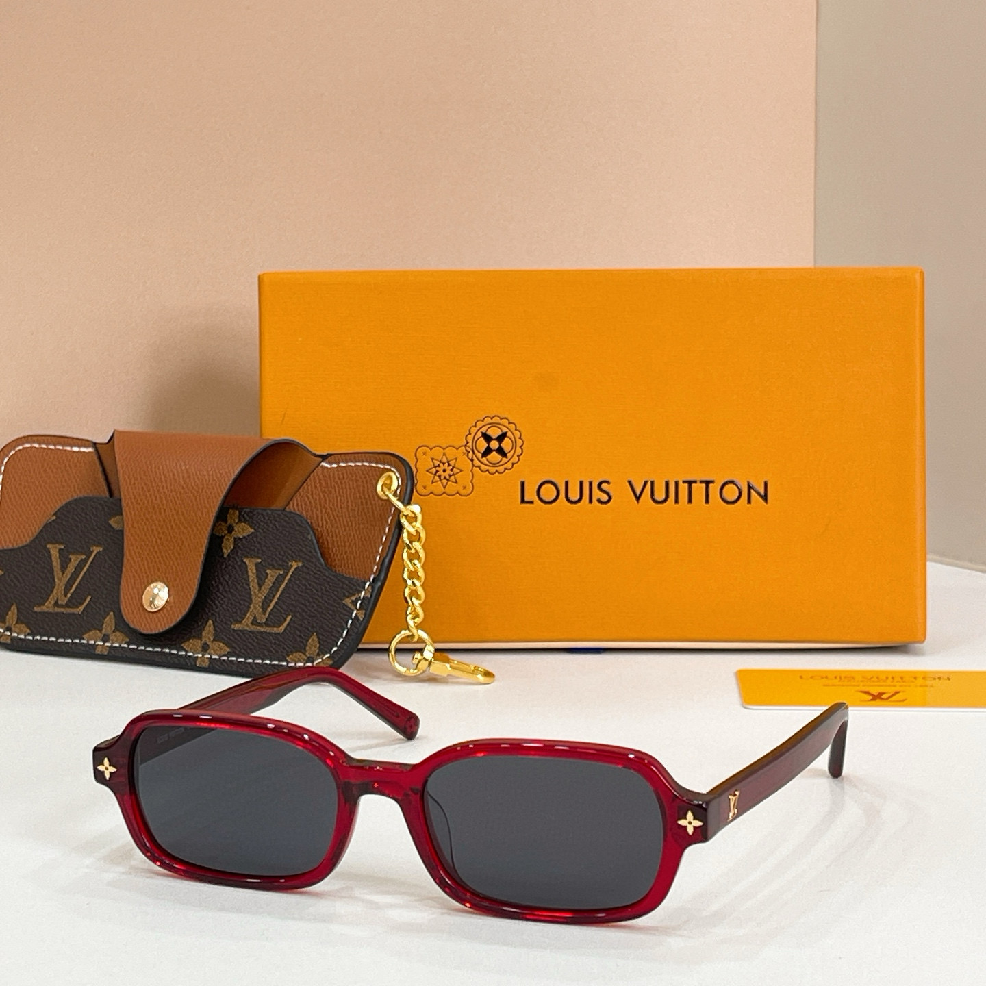 LOUIS VUITTO*✨✨✨MODEL：Z3045U✨✨✨ SIZE：54口17-145✨✨✨刘亦菲