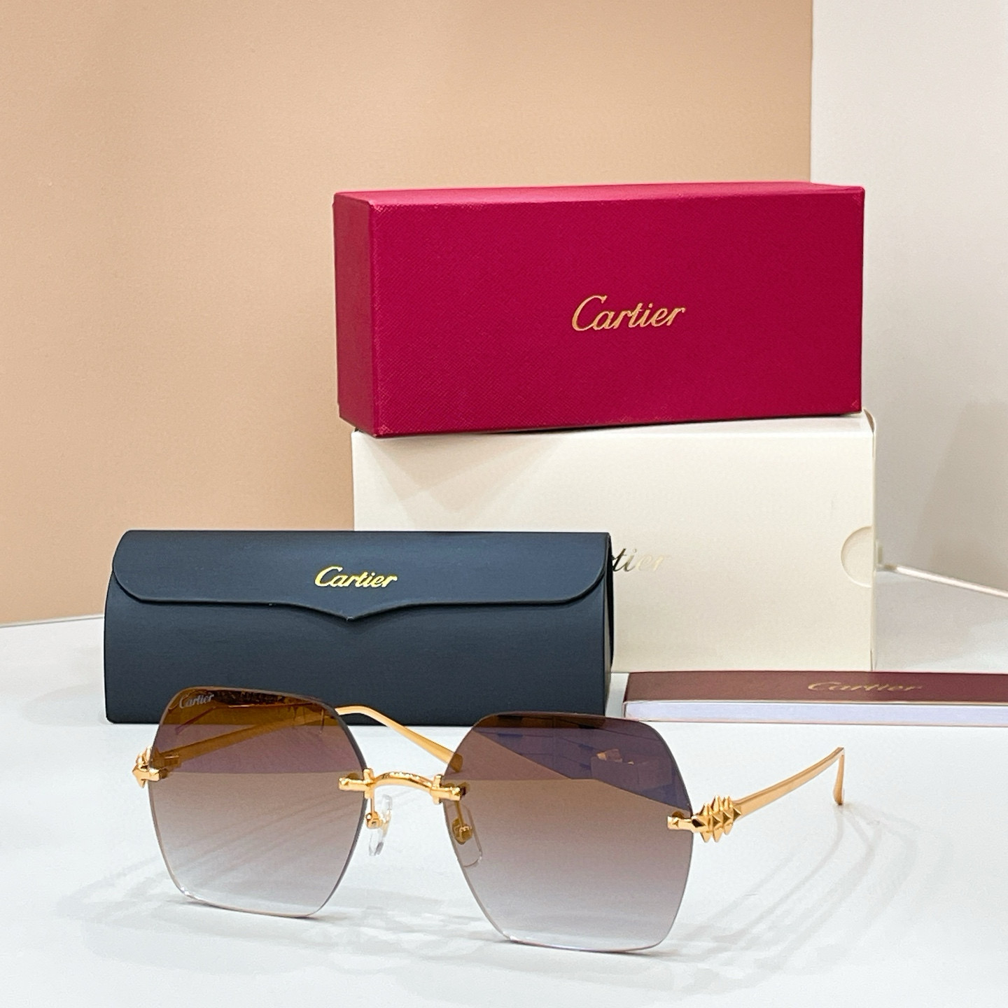 ￼ Cartie*✨✨✨MODEL：CT0646O✨✨✨SIZE:135✨✨✨