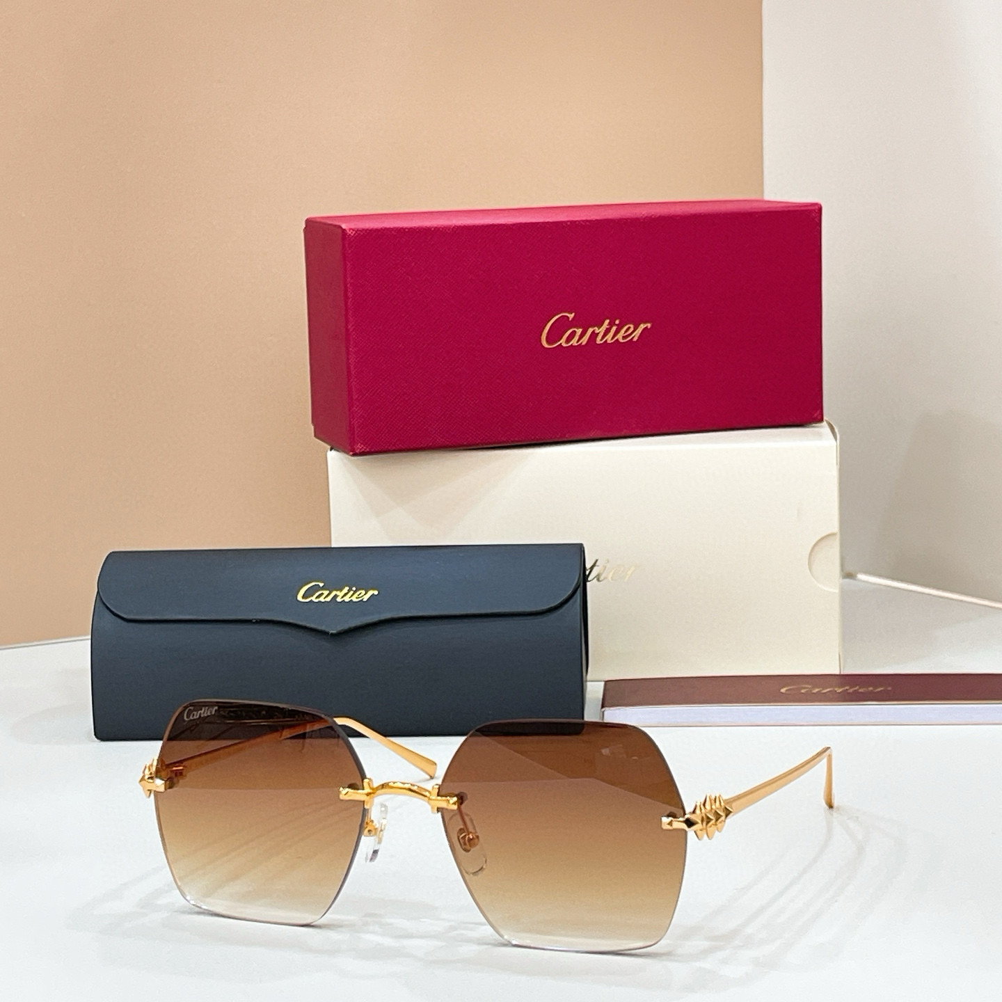 ￼ Cartie*✨✨✨MODEL：CT0646O✨✨✨SIZE:135✨✨✨