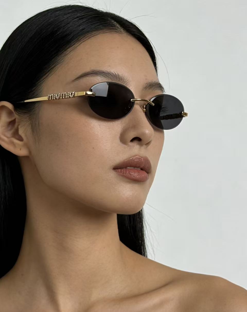 MIU M*MODEL:MU 946SSIZE：56口18-145