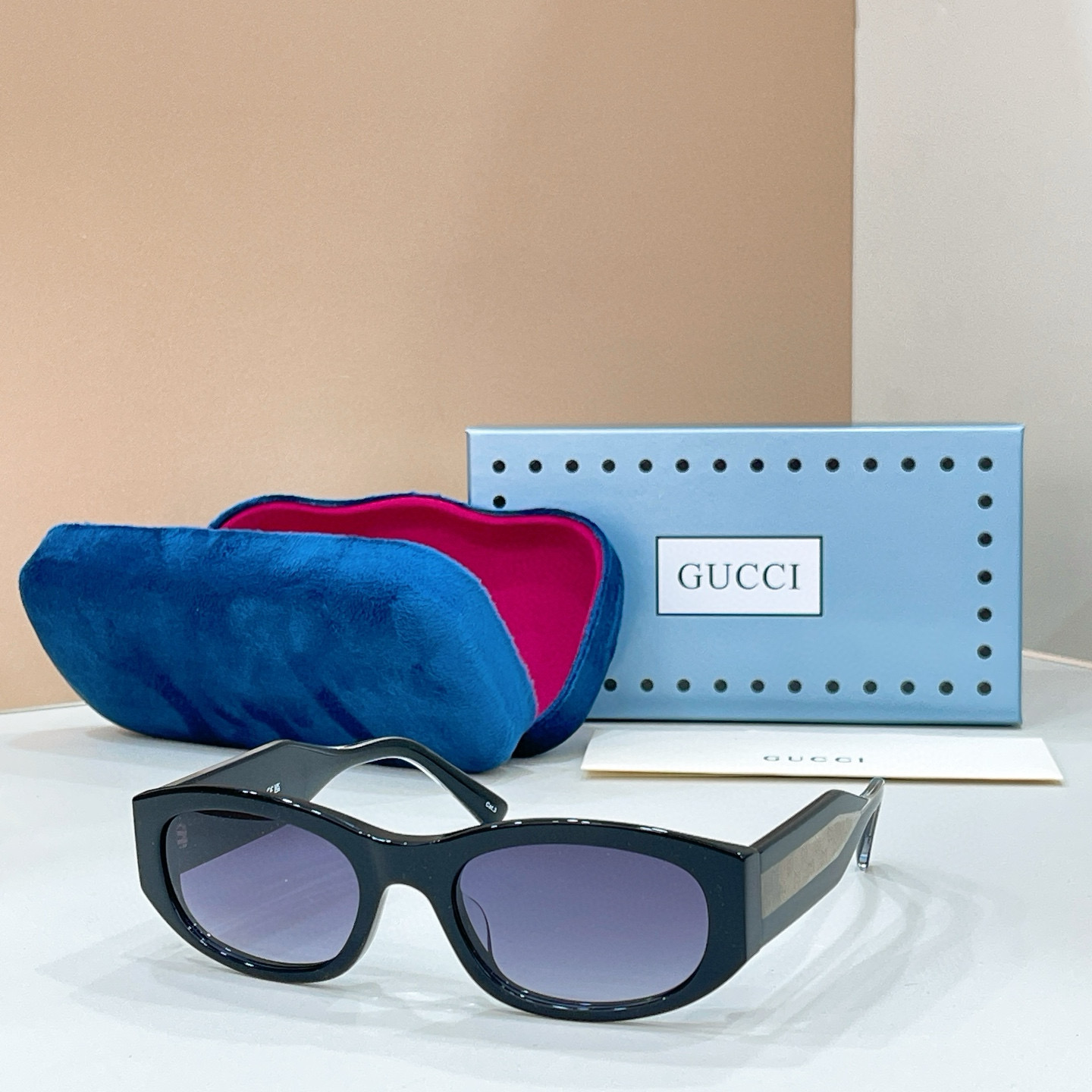 GUCCI🐝🐝🐝MODEL：GG2068SA🐝🐝🐝SIZE:55口21-145🐝🐝🐝