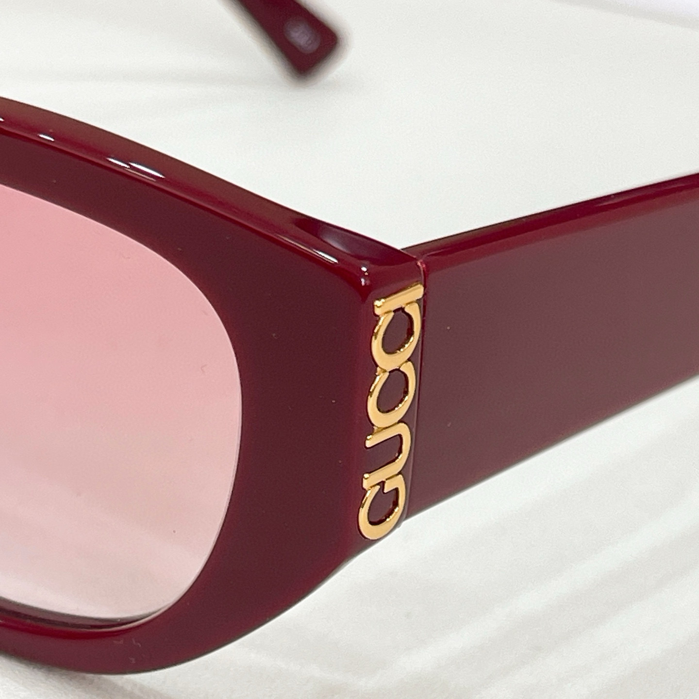 GUCCI🐝🐝🐝MODEL：GG2044S 🐝🐝🐝SIZE:57口20-145🐝🐝🐝