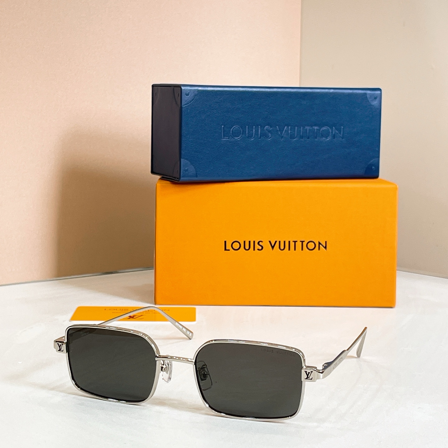 LOUIS VUITTO*✨✨✨MODEL：Z2744U✨✨✨ SIZE：53口19-145✨✨✨