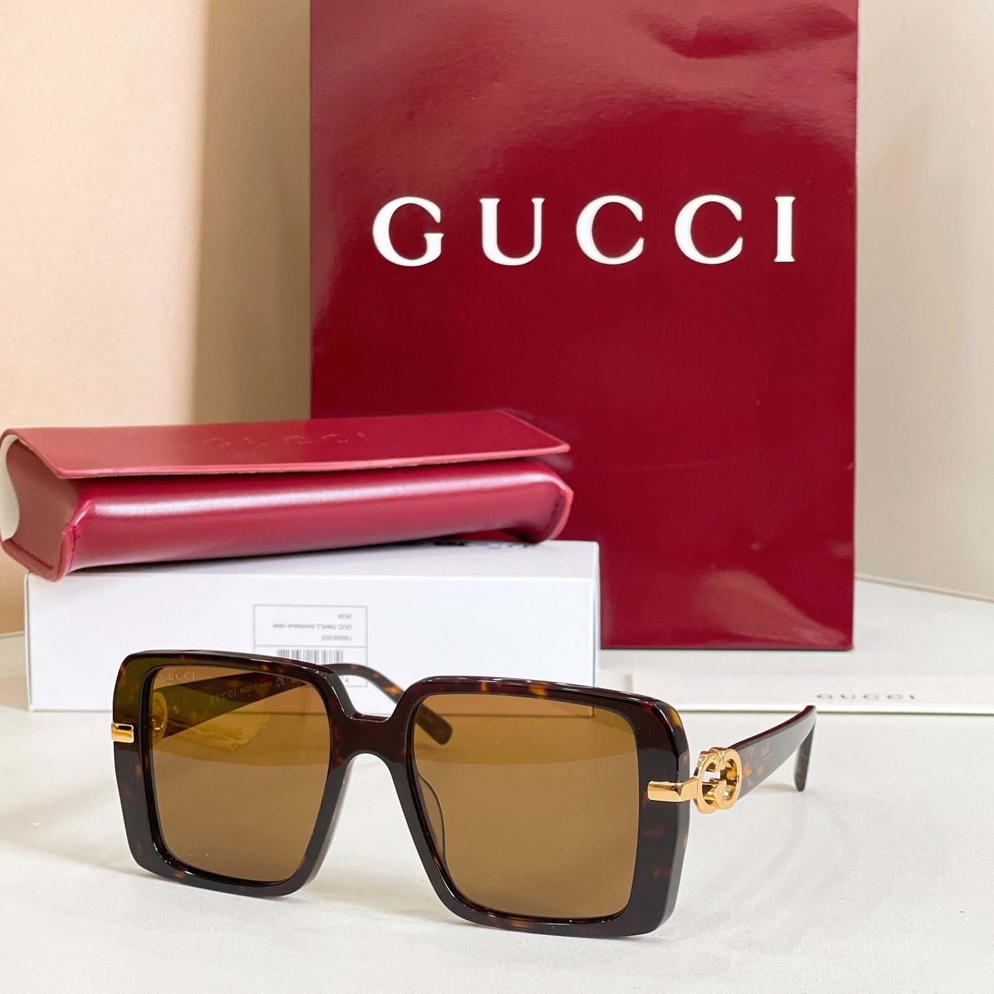 GUCCI🐝🐝🐝MODEL：GG2154S🐝🐝🐝SIZE:55口18-145🐝🐝🐝