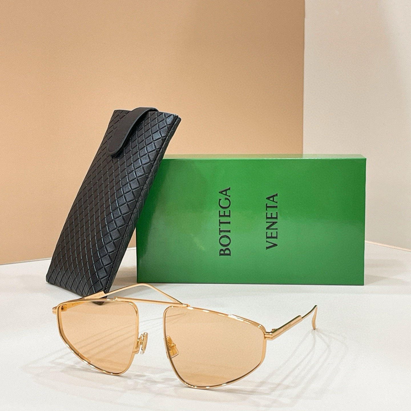 ￼ ￼ BOTTEGA VENET*🌟🌟🌟MODEL：BV1466S 🌟🌟🌟SIZE：59口19-140