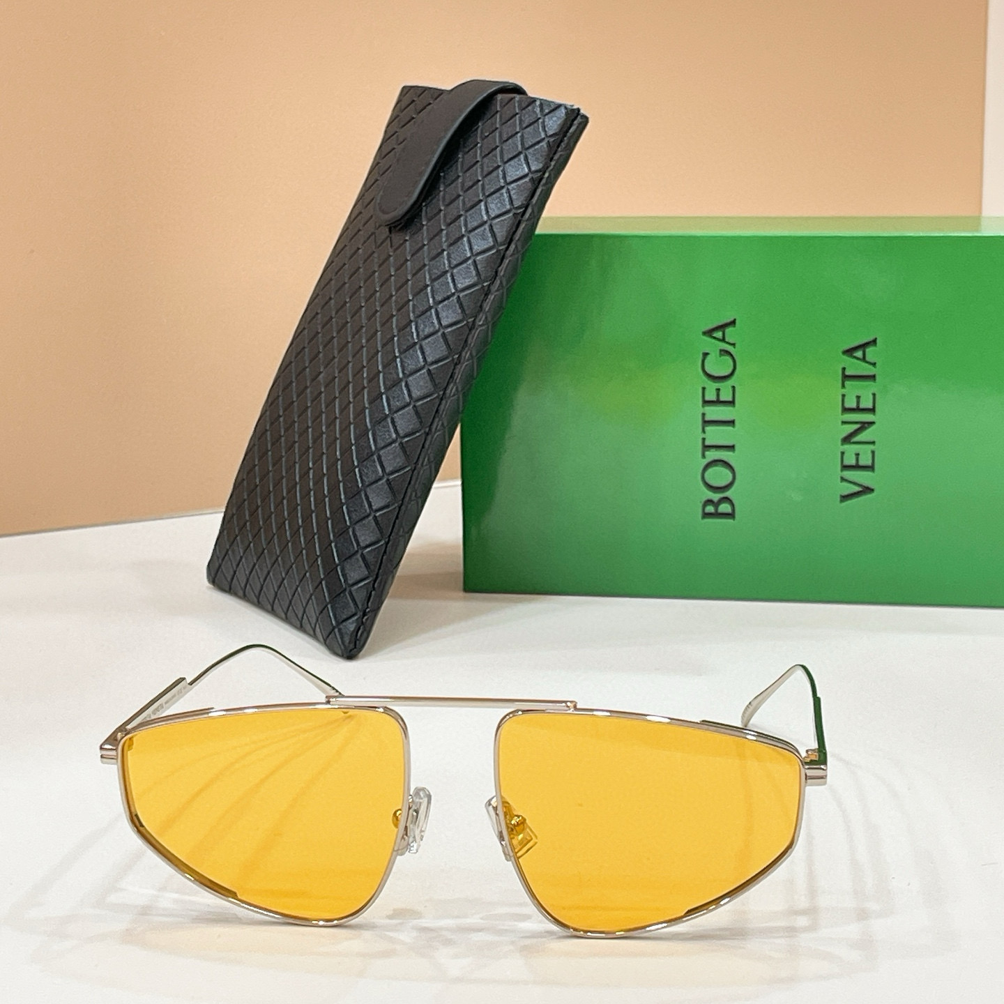 ￼ ￼ BOTTEGA VENET*🌟🌟🌟MODEL：BV1466S 🌟🌟🌟SIZE：59口19-140