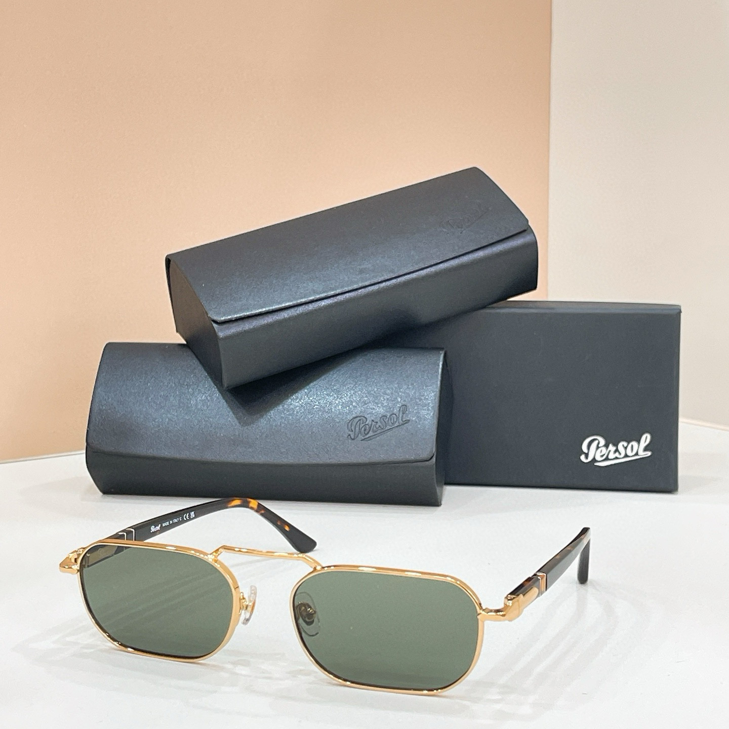 Persol🌟🌟🌟MODEL：1020-S🌟🌟🌟SIZE：57口20-140🌟🌟🌟