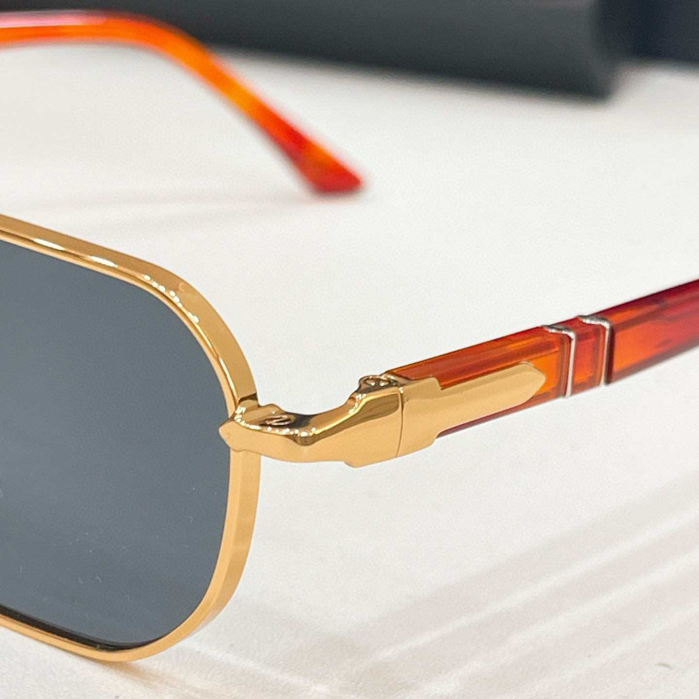 Persol🌟🌟🌟MODEL：1020-S🌟🌟🌟SIZE：57口20-140🌟🌟🌟