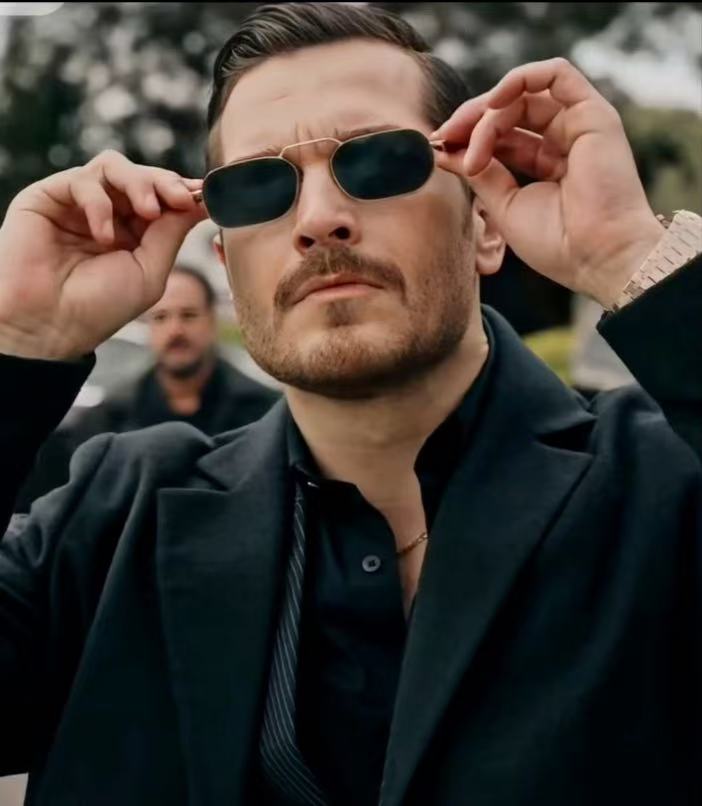 Persol🌟🌟🌟MODEL：1020-S🌟🌟🌟SIZE：57口20-140🌟🌟🌟