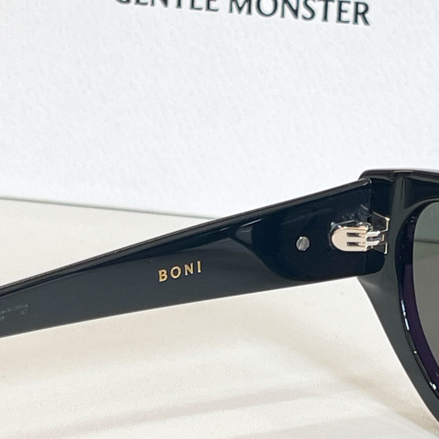 GENTLE MONSTE*🐼🐼🐼MODEL：BONI🐼🐼🐼SIZE:55口21-148🐼🐼高版本～～