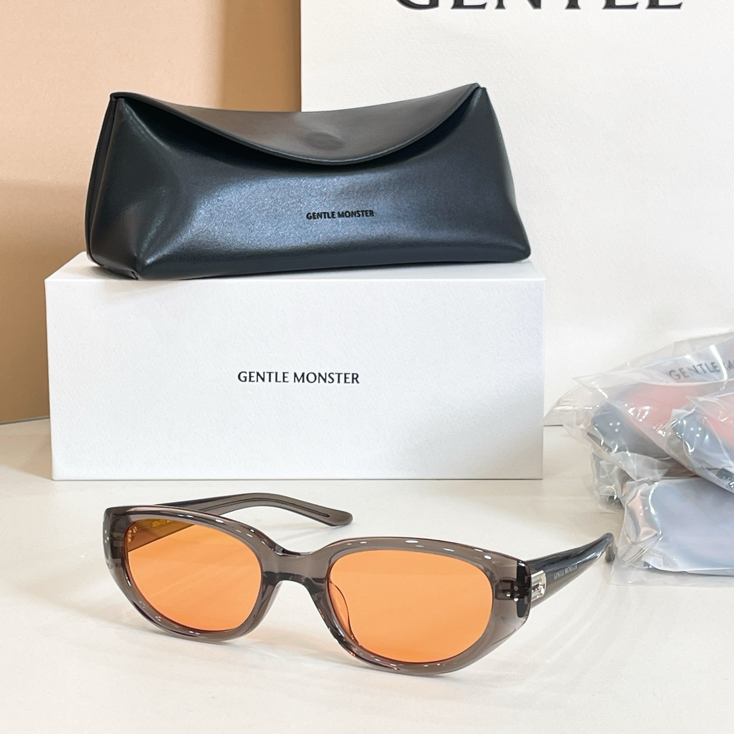 GENTLE MONSTE*🐼🐼🐼MODEL：BONI🐼🐼🐼SIZE:55口21-148🐼🐼高版本～～