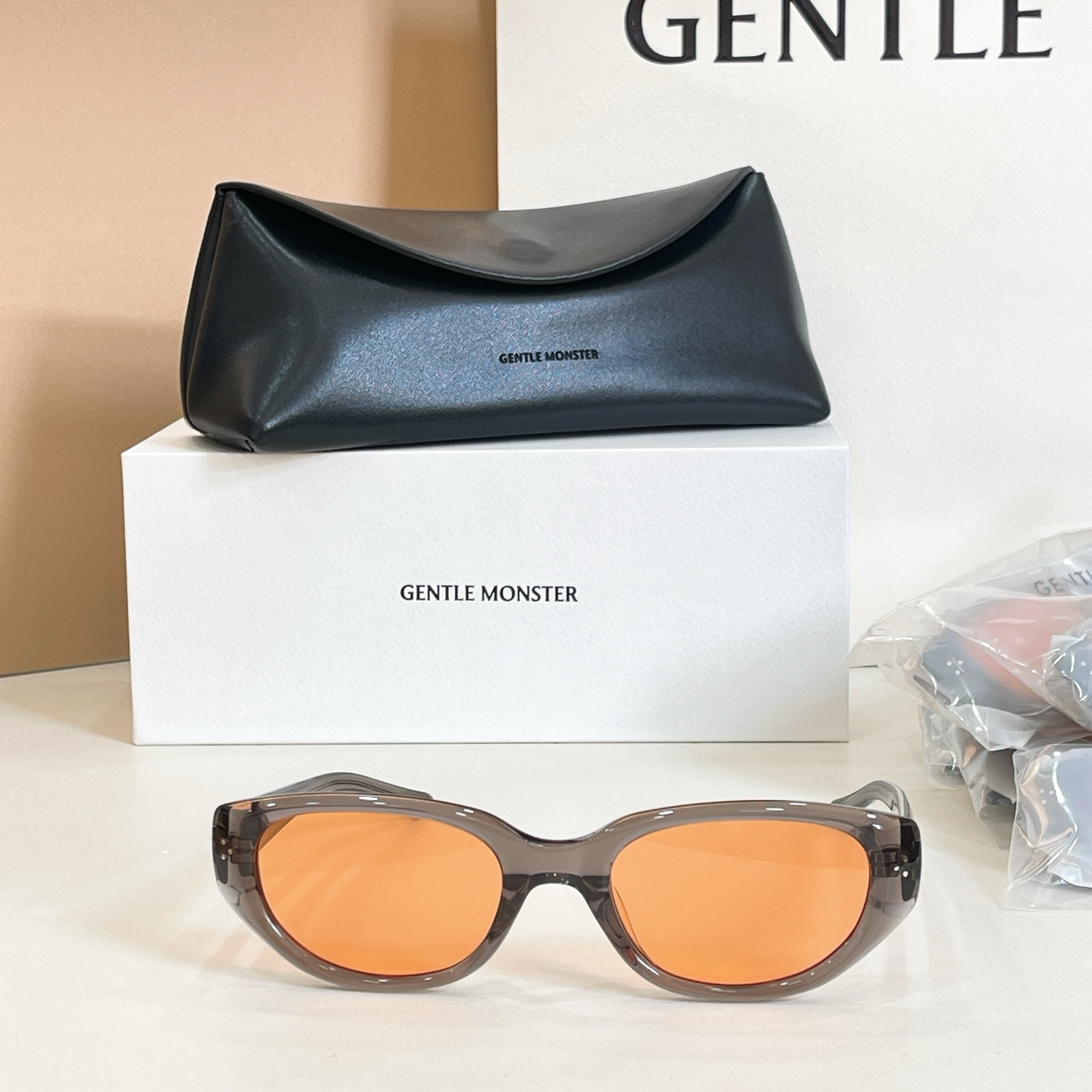 GENTLE MONSTE*🐼🐼🐼MODEL：BONI🐼🐼🐼SIZE:55口21-148🐼🐼高版本～～