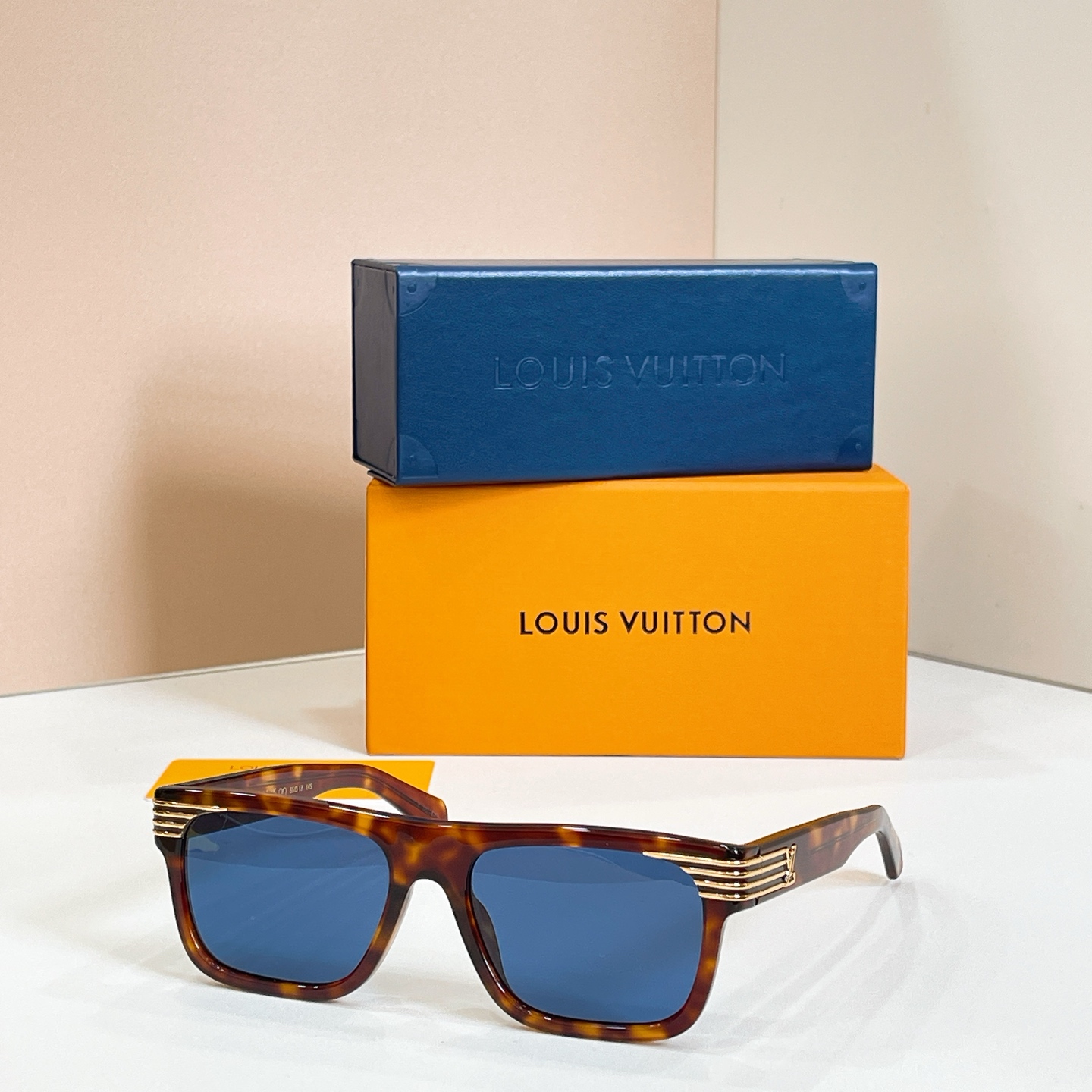 LOUIS VUITTO*✨✨✨MODEL：Z2910U✨✨✨ SIZE：55口17-145✨✨✨