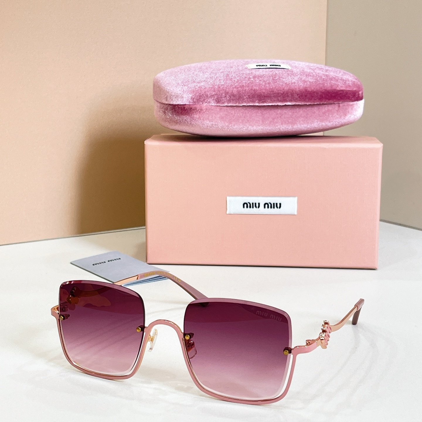 MIU M*🎀🎀🎀MODEL:Smu 72WS🎀🎀🎀SIZE：54口21-142🎀🎀🎀