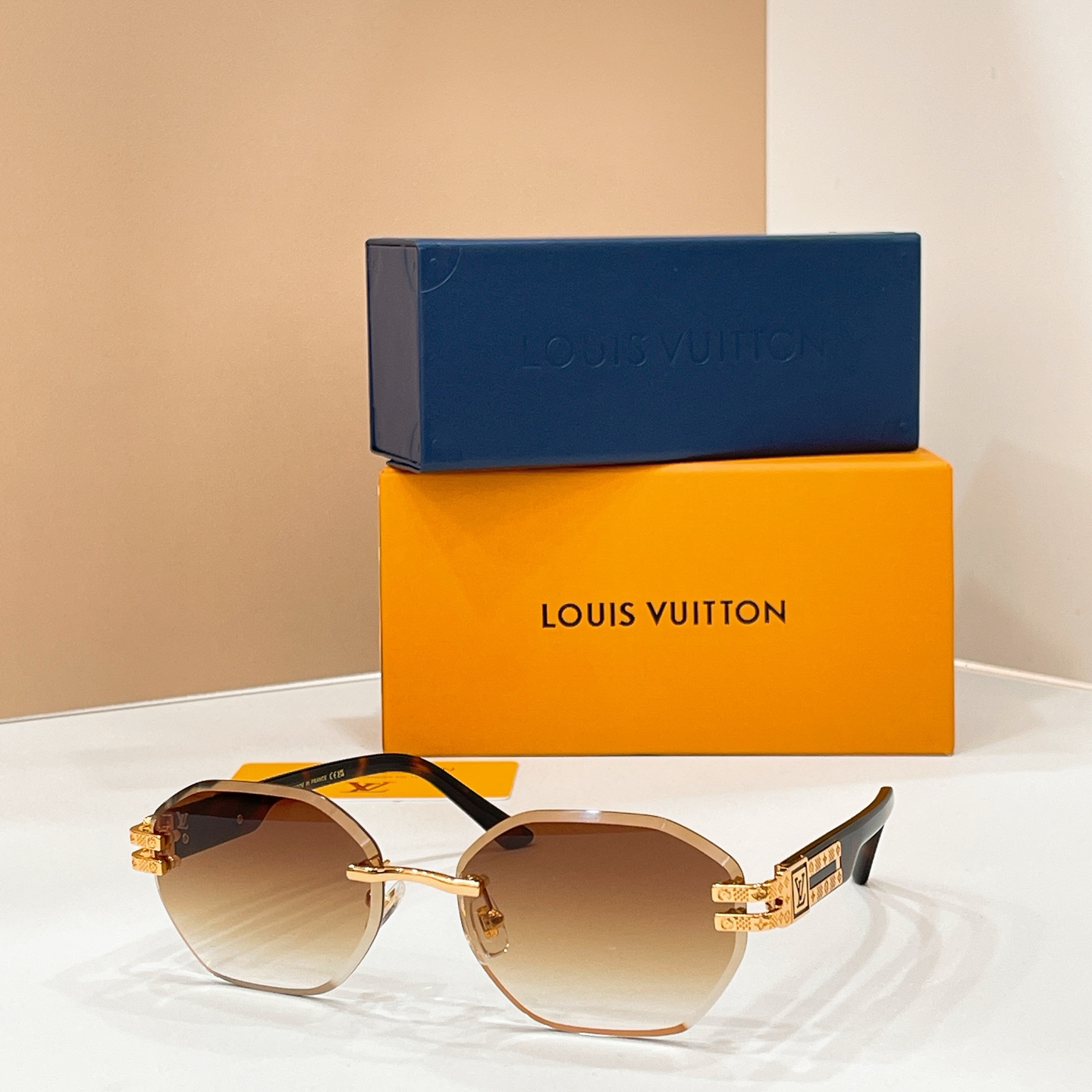 LOUIS VUITTO*✨✨✨MODEL：Z21945E✨✨✨ SIZE：60口17-145✨✨✨