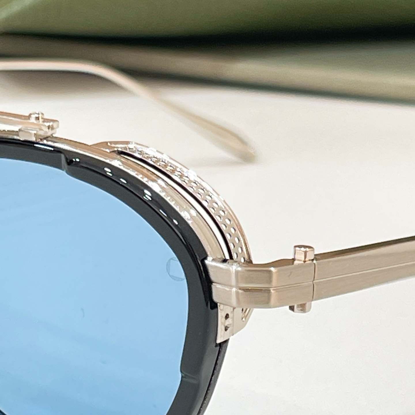 AKONI⚜️⚜️⚜️MODEL:AKS-512B⚜️⚜️⚜️SIZE:140-152⚜️⚜️⚜️配送盒