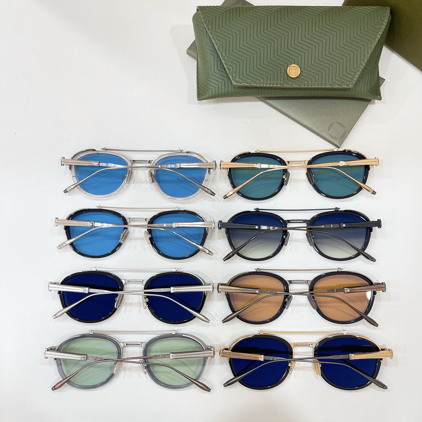 AKONI⚜️⚜️⚜️MODEL:AKS-512B⚜️⚜️⚜️SIZE:140-152⚜️⚜️⚜️配送盒