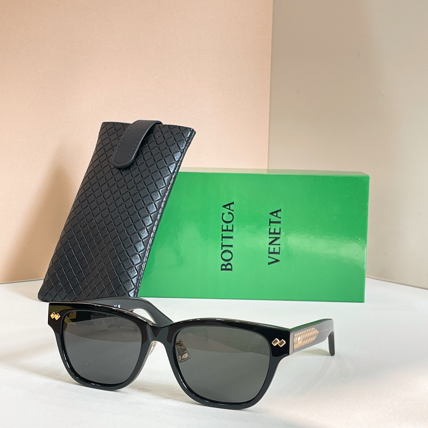 BOTTEGA VENET*🌟🌟🌟MODEL：BV1402SK🌟🌟🌟SIZE：55口19-145🌟🌟🌟