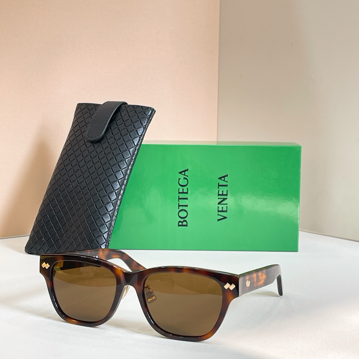 BOTTEGA VENET*🌟🌟🌟MODEL：BV1402SK🌟🌟🌟SIZE：55口19-145🌟🌟🌟