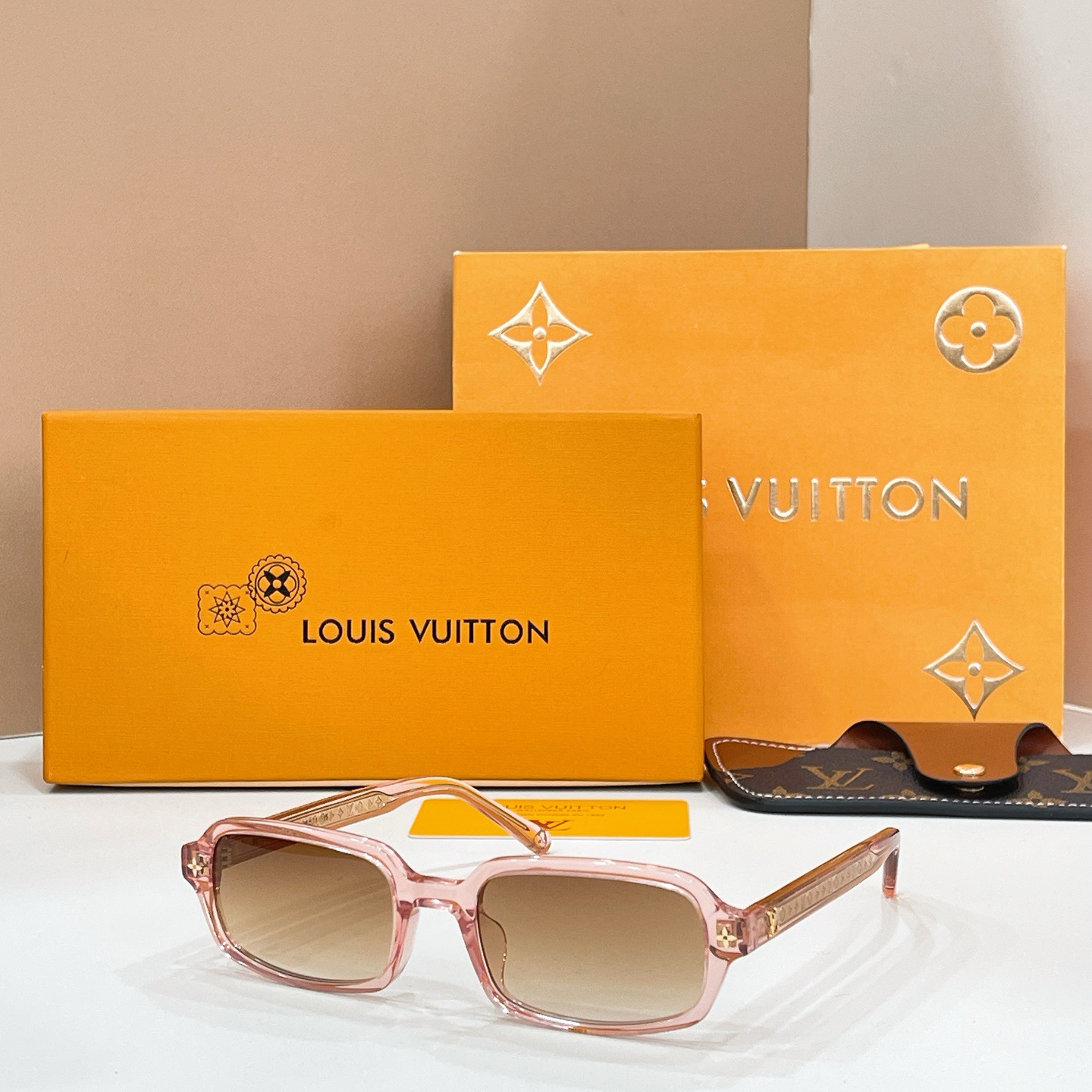 LOUIS VUITTO*✨✨✨MODEL：Z2978U✨✨✨ SIZE：55口21-145✨✨✨