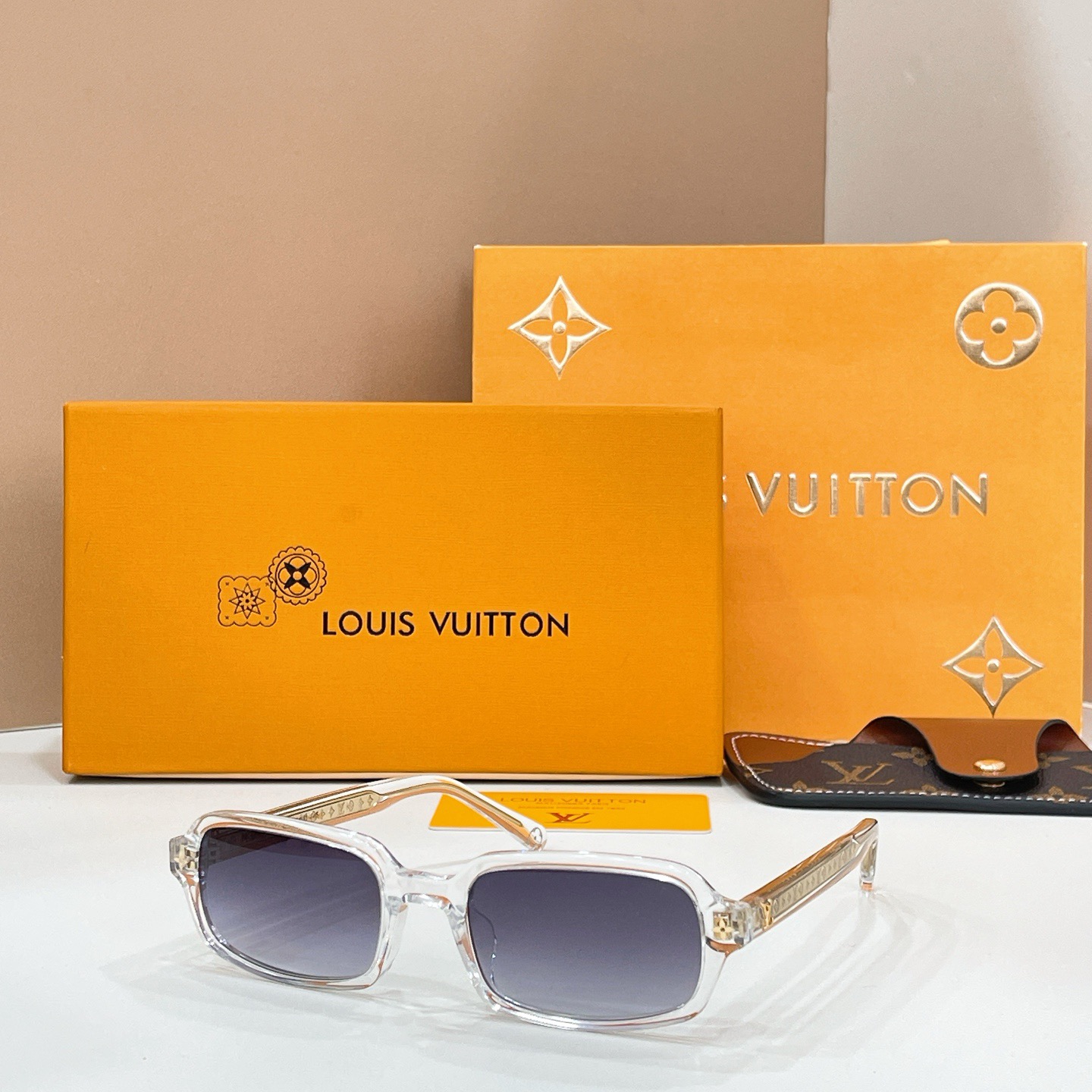 LOUIS VUITTO*✨✨✨MODEL：Z2978U✨✨✨ SIZE：55口21-145✨✨✨